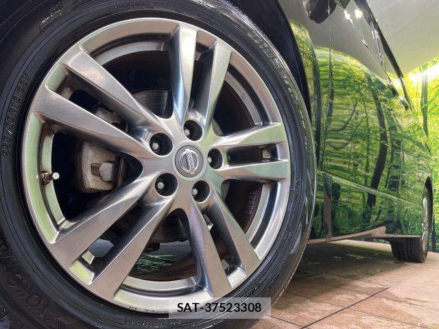 Nissan ELGRAND 2012-08 8485349-13