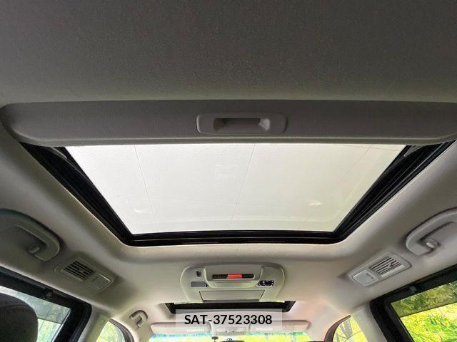 Nissan ELGRAND 2012-08 8485349-2