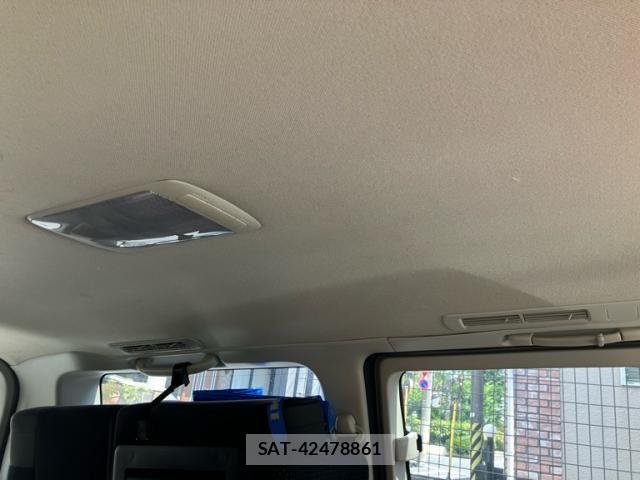 Nissan ELGRAND 2008-04 8485348-12