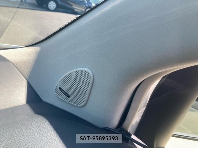 Nissan ELGRAND 2006-04 8485350-22