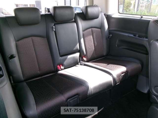 Nissan ELGRAND 2016-09 8524770-19