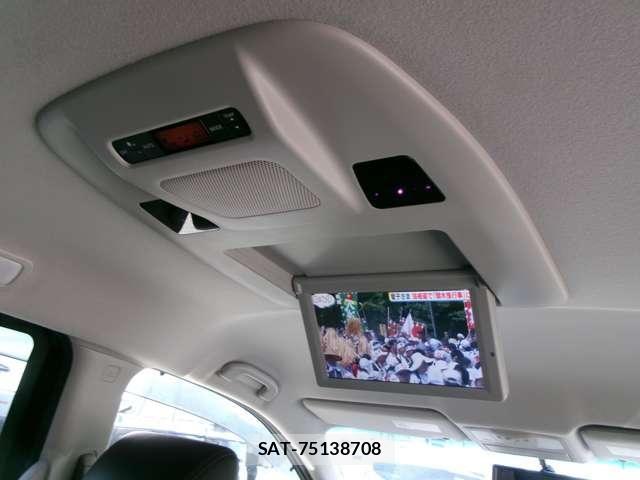 Nissan ELGRAND 2016-09 8524770-23