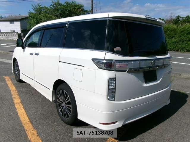 Nissan ELGRAND 2016-09 8524770-6