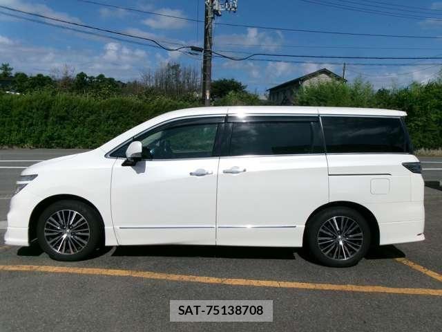 Nissan ELGRAND 2016-09 8524770-7