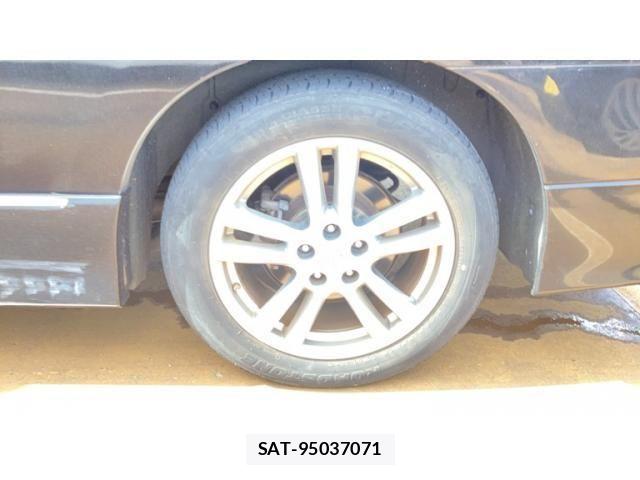 Nissan ELGRAND 2011-07 8524766-3