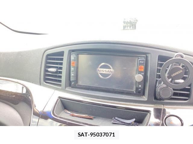 Nissan ELGRAND 2011-07 8524766-8