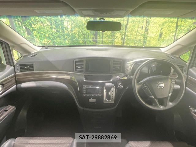 Nissan ELGRAND 2017-08 8524754-1