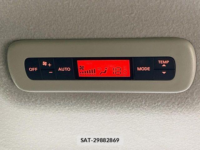 Nissan ELGRAND 2017-08 8524754-6