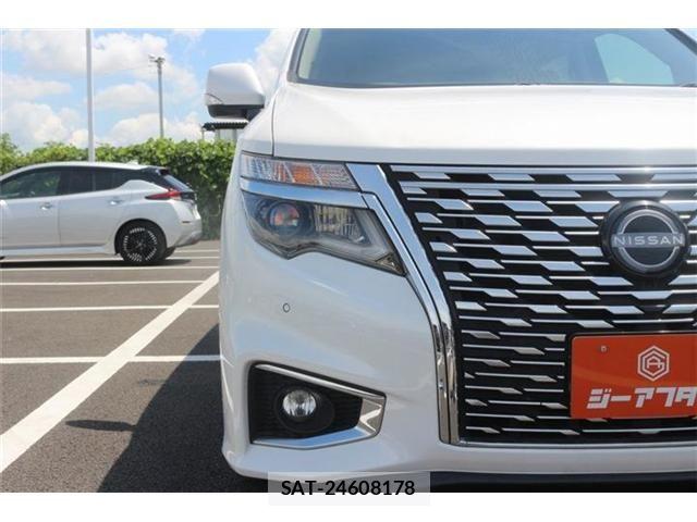 Nissan ELGRAND 2023-06 8524756-14