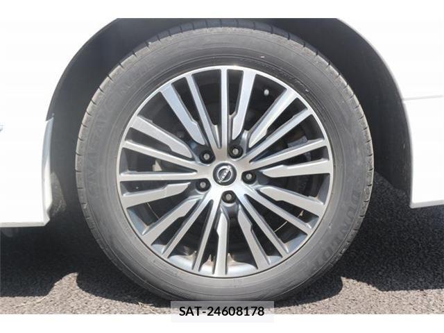 Nissan ELGRAND 2023-06 8524756-23
