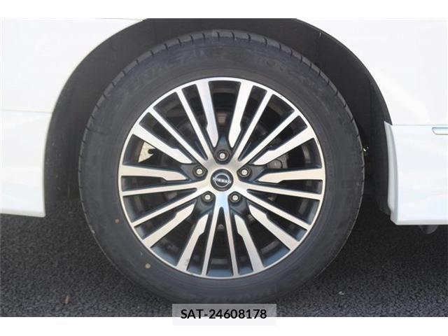 Nissan ELGRAND 2023-06 8524756-24