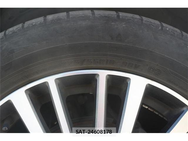 Nissan ELGRAND 2023-06 8524756-28