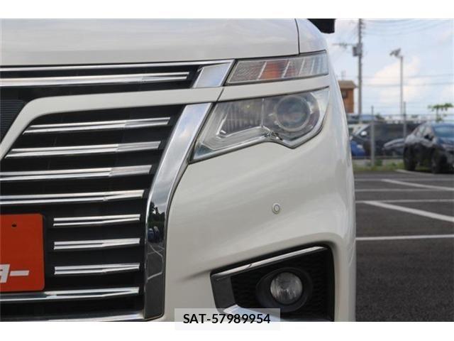 Nissan ELGRAND 2015-03 8524767-11