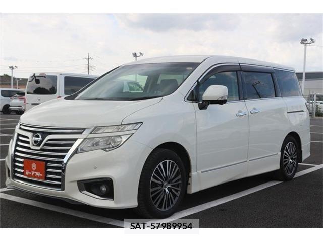 Nissan ELGRAND 2015-03 8524767-22