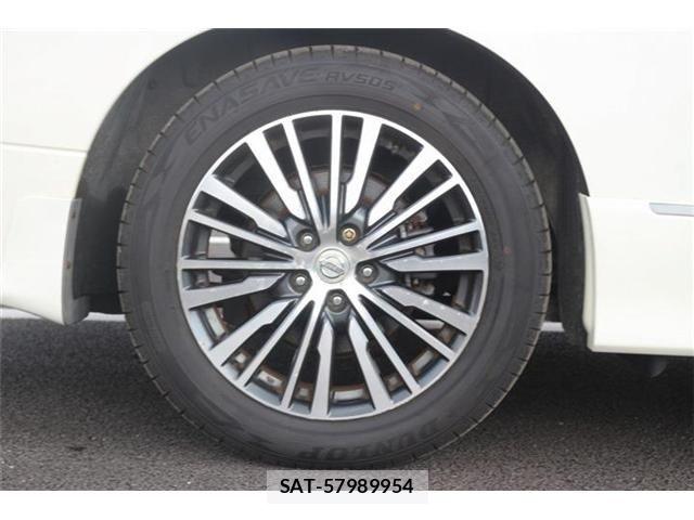 Nissan ELGRAND 2015-03 8524767-28