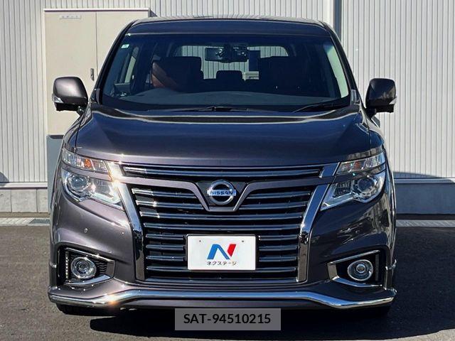 Nissan ELGRAND 2018-09 8524755-15