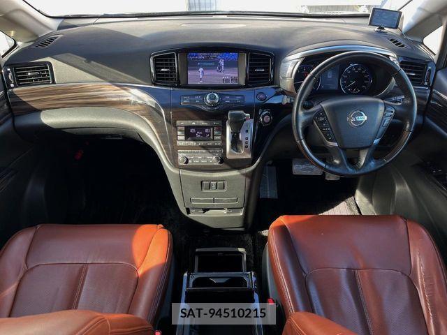 Nissan ELGRAND 2018-09 8524755-1