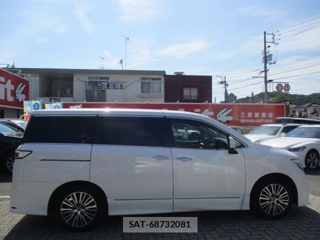 Nissan ELGRAND 2021-12 8524753-9