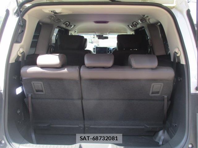 Nissan ELGRAND 2021-12 8524753-16