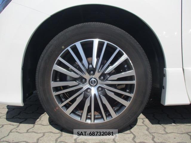 Nissan ELGRAND 2021-12 8524753-22