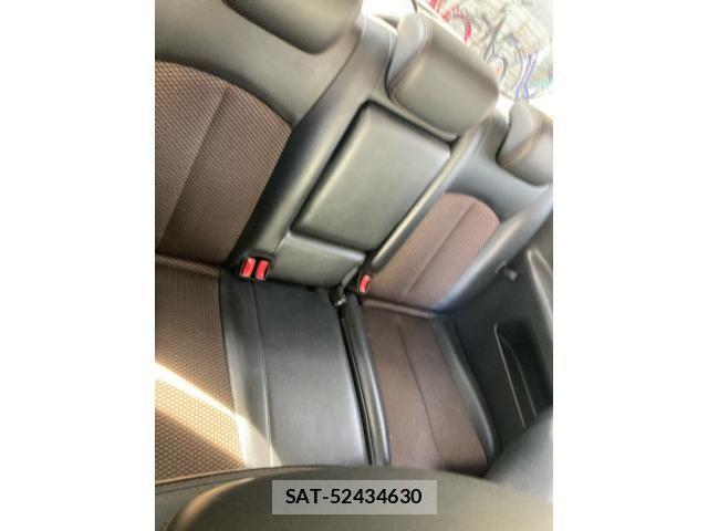 Nissan ELGRAND 2011-08 8528527-12