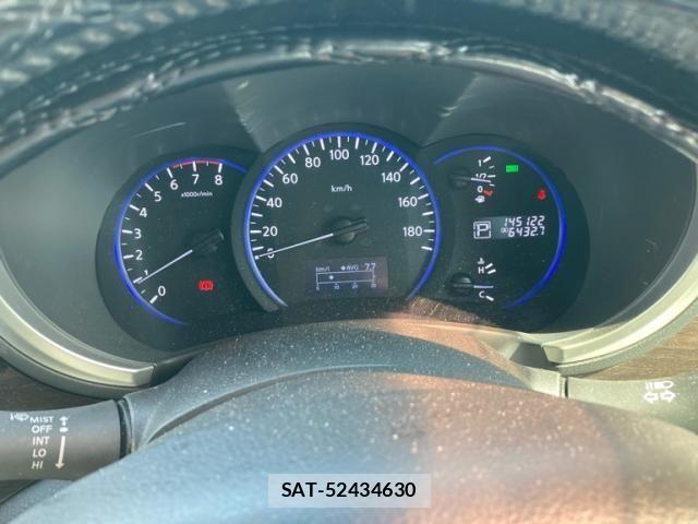 Nissan ELGRAND 2011-08 8528527-19