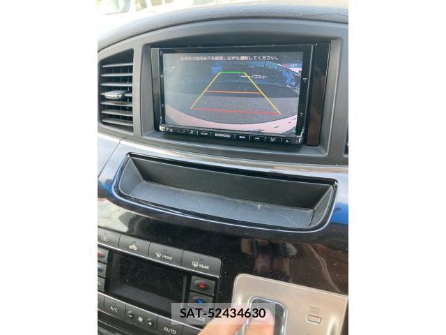 Nissan ELGRAND 2011-08 8528527-21