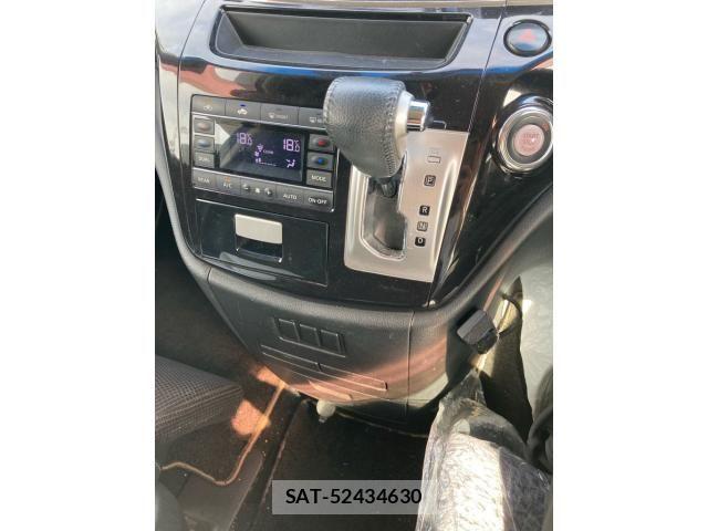 Nissan ELGRAND 2011-08 8528527-22