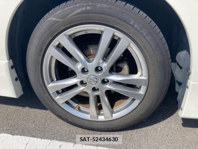 Nissan ELGRAND 2011-08 8528527-5