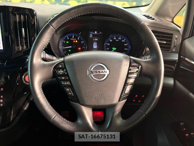 Nissan ELGRAND 2022-03 8524751-11
