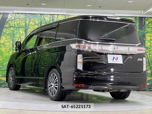 Nissan ELGRAND 2018-12 8524759-11