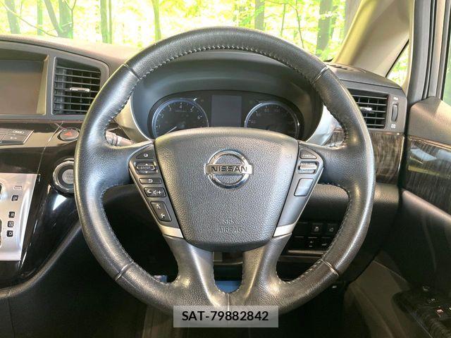 Nissan ELGRAND 2014-07 8561802-12