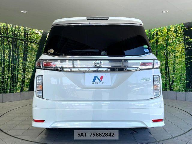 Nissan ELGRAND 2014-07 8561802-16