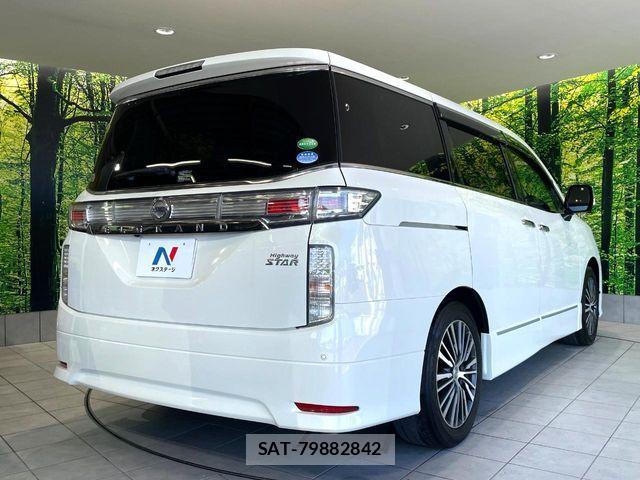 Nissan ELGRAND 2014-07 8561802-18