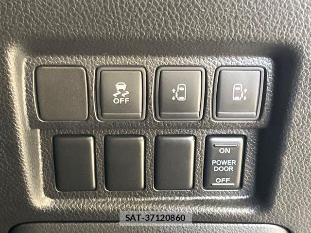 Nissan ELGRAND 2015-08 8626649-5