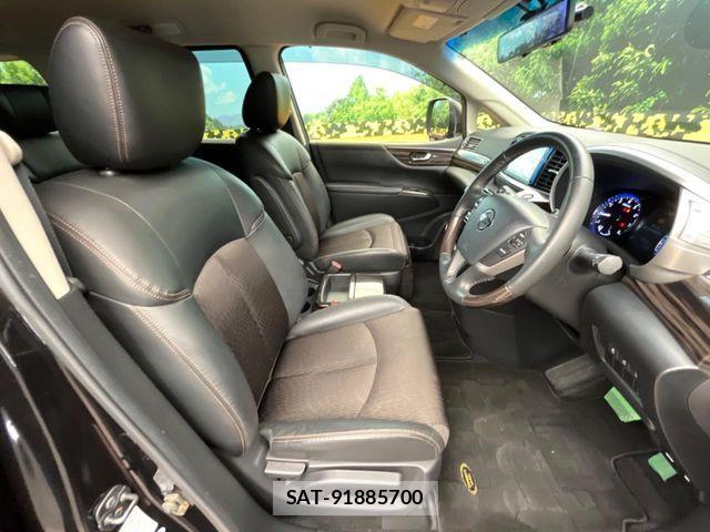 Nissan ELGRAND 2017-08 8626647-7