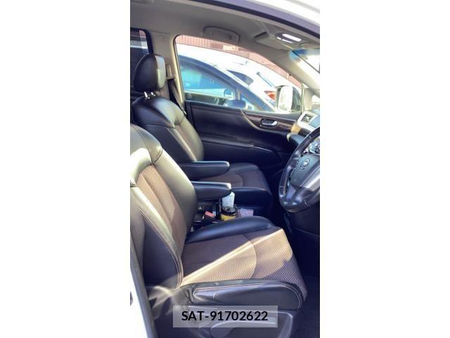 Nissan ELGRAND 2011-08 8626655-11