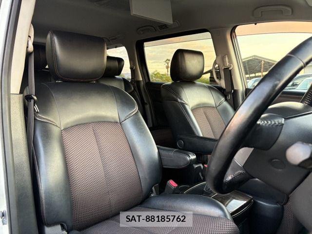 Nissan ELGRAND 2012-02 8626650-11