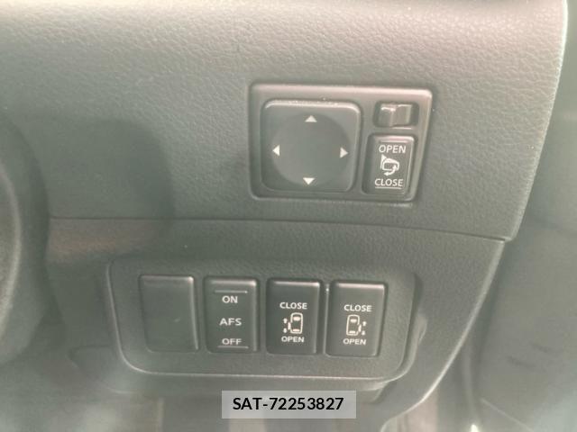 Nissan ELGRAND 2007-01 8626653-11