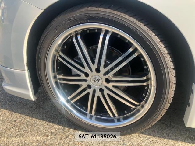 Nissan ELGRAND 2014-11 8626648-10