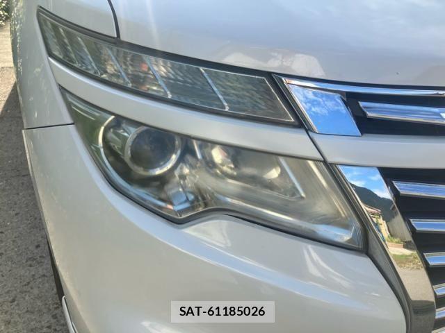 Nissan ELGRAND 2014-11 8626648-11