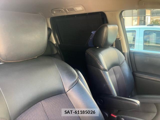 Nissan ELGRAND 2014-11 8626648-16