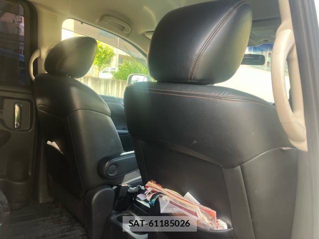 Nissan ELGRAND 2014-11 8626648-20