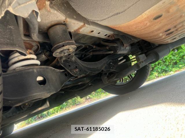 Nissan ELGRAND 2014-11 8626648-29