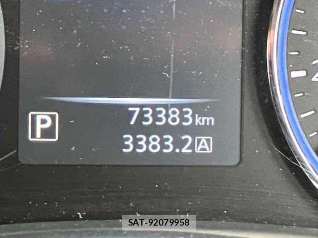 Nissan ELGRAND 2017-11 8658947-22