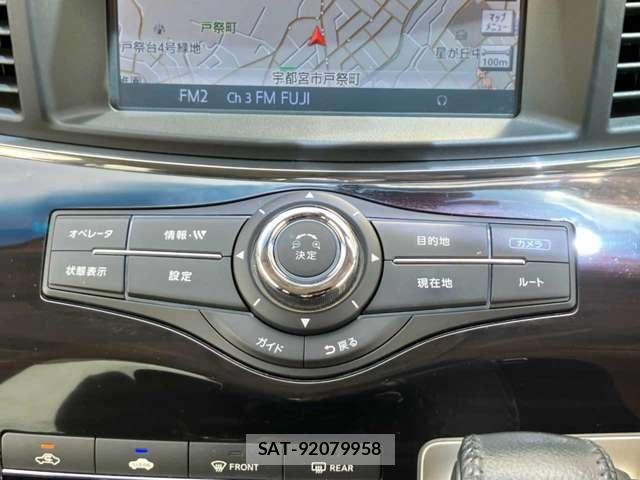 Nissan ELGRAND 2017-11 8658947-26
