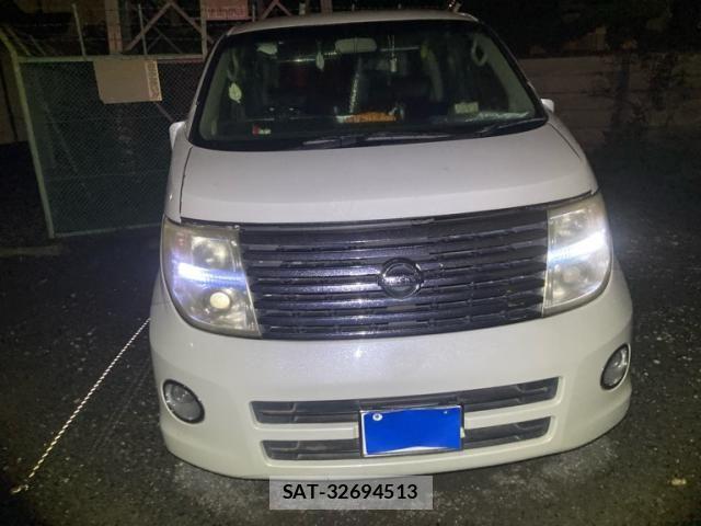Nissan ELGRAND 2005-04 8666099-0