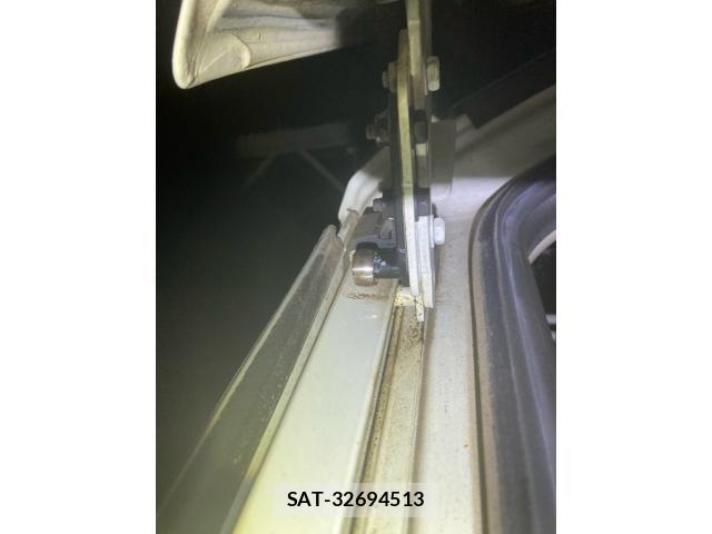 Nissan ELGRAND 2005-04 8666099-17