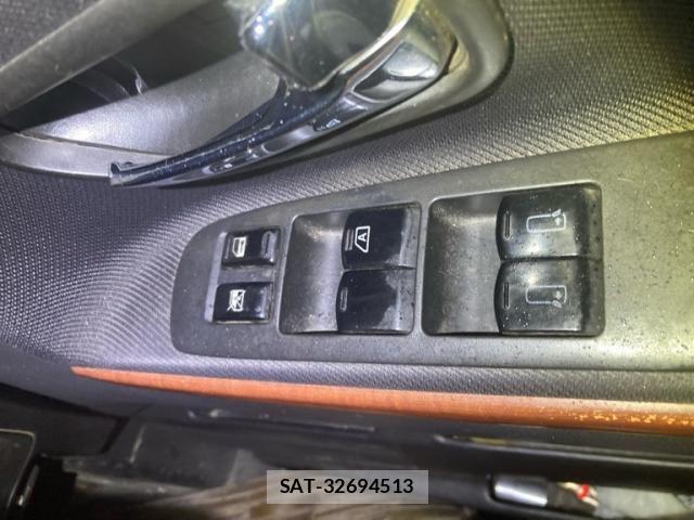 Nissan ELGRAND 2005-04 8666099-27