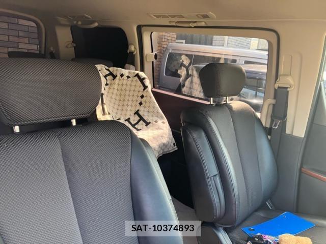 Nissan ELGRAND 2005-03 8658953-10